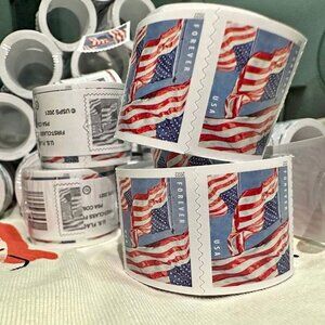 1000 usps forever stamps of 2022 Mail U.S.A. Flag Postage